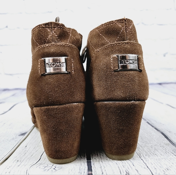 TOMS | quilted laceup suede leather faux for lined wedge heel ankle boots - Picture 7 of 11